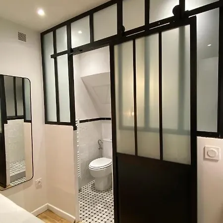 Lovely Cosy Studio In The Heart Of Quartier Montorgueil Sentier