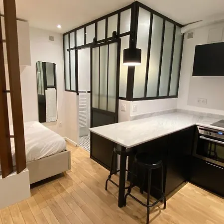 Lovely Cosy Studio In The Heart Of Quartier Montorgueil Sentier Apartment