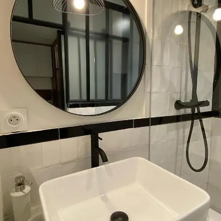 Lovely Cosy Studio In The Heart Of Quartier Montorgueil Sentier Apartment
