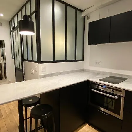 Lovely Cosy Studio In The Heart Of Quartier Montorgueil Sentier Apartment Paris