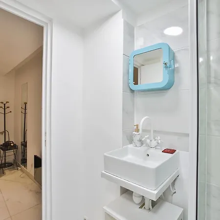 Appart 4pers # Popincourt # St Ambroise # Bastille Apartment *
