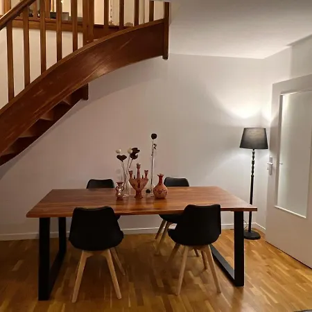Homestay Entire With Terrace