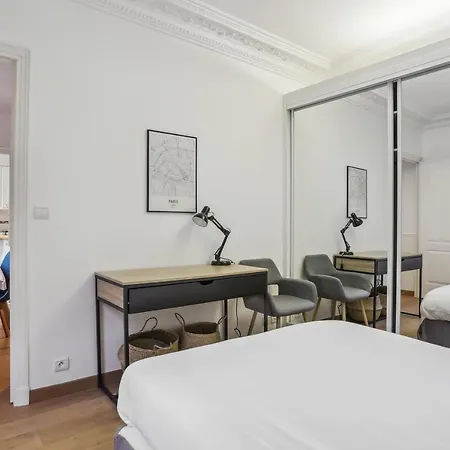 Bed and breakfast Superbe 2 Pieces Au Coeur Du Xvieme *