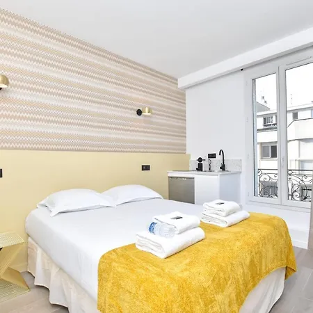 Cosy Bedroom - Tour Eiffel Champs De Mars Apartment *