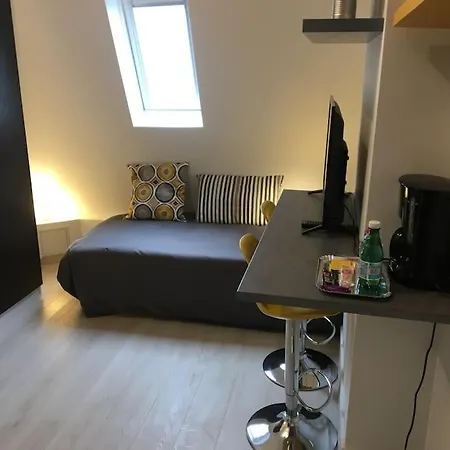 Studio Quartier Champs-elysees *
