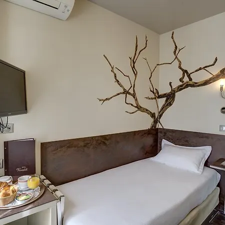 Hotel Vivaldi Puteaux