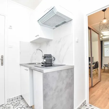 Superb Studio 2p - Voltaire - Republique Paris