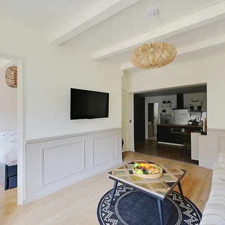 Beautiful 2br4p - Republique Temple *