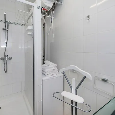 Apartment Calm Flat With Terrasse Nearby Montparnasse - - Welkeys *