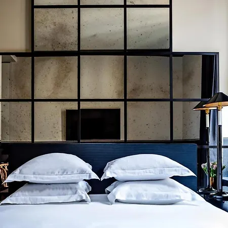 Hotel Monsieur George & - Champs-elysees