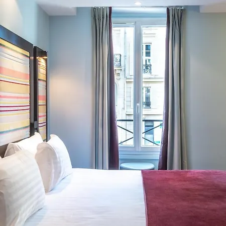 Hotel Courcelles Etoile 3*