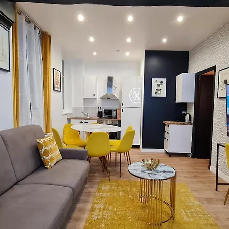 157 - Urban Coco Chanel Flat In Montorgueil