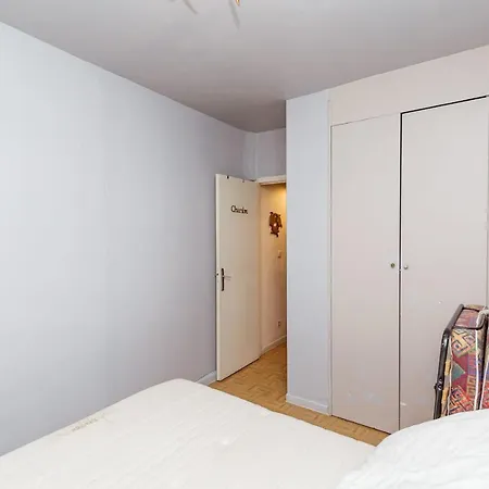 Apartment Charming 40m In The Heart Of Paris