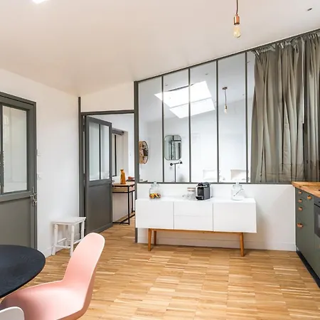 Outstanding Architect Loft - Canal St Martin Paris
