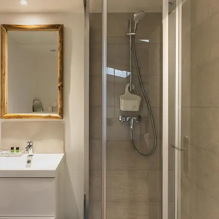 Outstanding Architect Loft - Canal St Martin * Paris