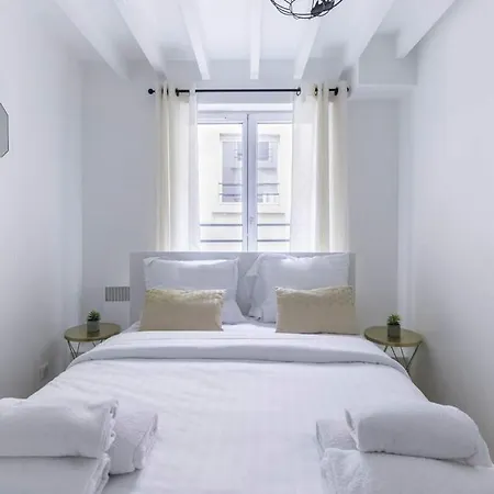 Grands Boulevards 41 Apartment *