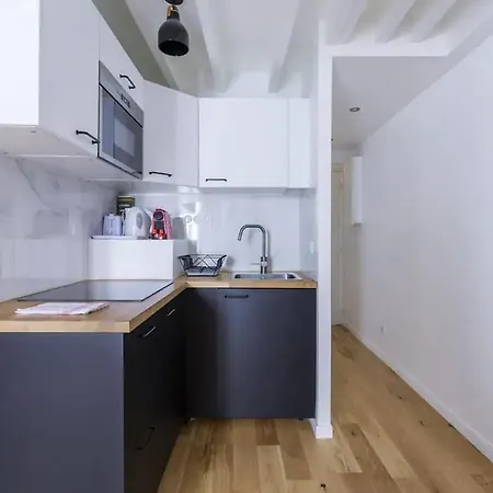 Apartment Grands Boulevards 41 Paris