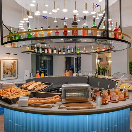 Hotel Cambon