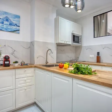 100m2 Avec 3ch - Romantique Centre Apartamento *