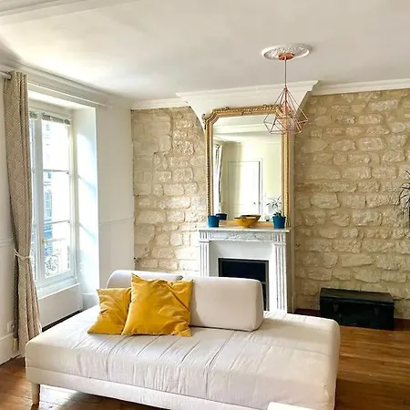 Apartment Center Of - Gare Est / Nord