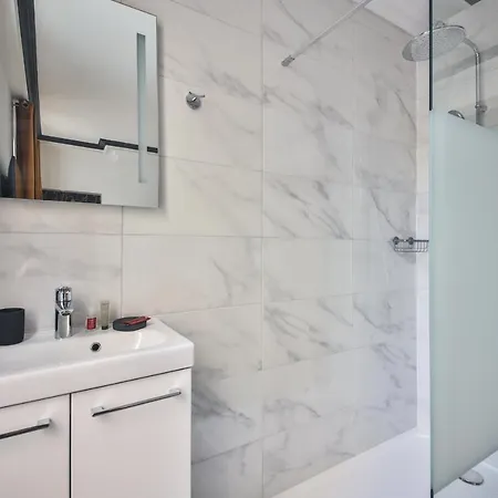 Apartamento 2.luxueux Duplex 6/8pers/full Equipped/republique