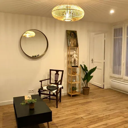 Rare D'architecte En De Montmartre Lägenhet *