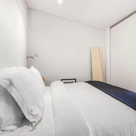 Modern In The Heart Of The Marais