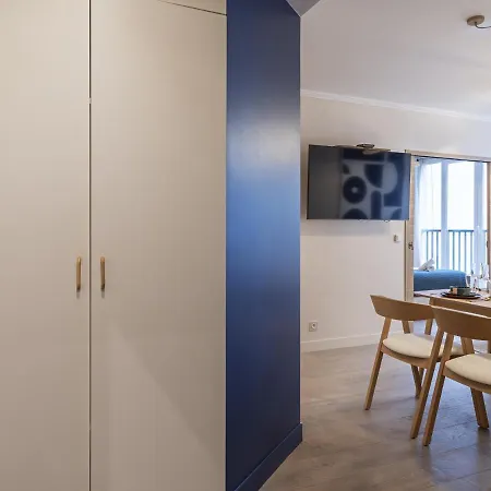 Apartment The Blue On Champs Elysees Avenue Paris