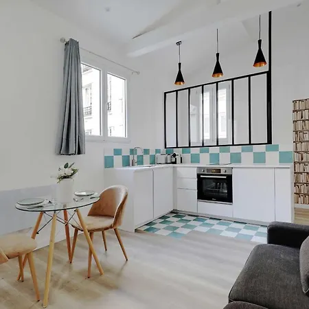 Intimate - 1br-4p - Javel Apartment