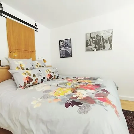 Bright&artful Loft Typical Parisian Lifestyle Area פריז