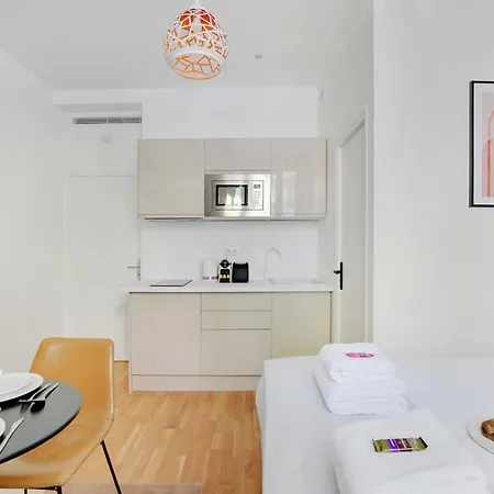 Amazing Apartment-2p-sacre Coeur-poissonniers-4 *