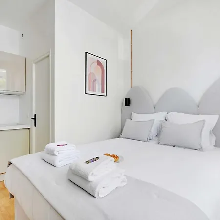 Amazing Apartment-2p-sacre Coeur-poissonniers-4 *