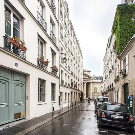 Apartment Modern In The Heart Of The Marais Paris