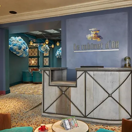 Hotel Le Robinet D'or