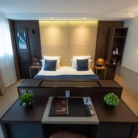 Saxe Eiffel Otel Paris