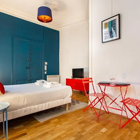 Cozy Studio In The Heart Of - Your Perfect Away From Apartment Paris
