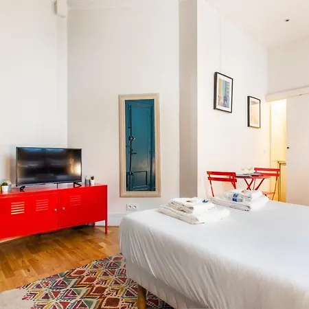 Cozy Studio In The Heart Of - Your Perfect Away From * Paris