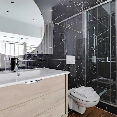 Magnificent Refurbished Loft In Next To Expo Porte De Versailles Apartment