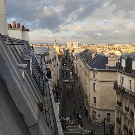 F1 Cosy Montmartre Avec Balcon *