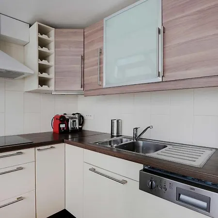 Spacious - 2br-6p - Montparnasse Apartment *