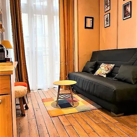 - Pigalle/abbesses Id 351