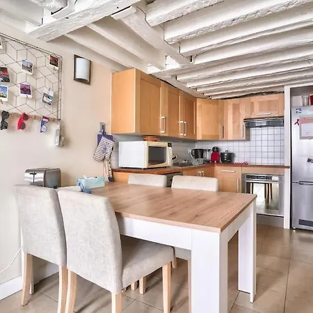 Apartment Superb 2 Bedroom Flat In Le Marais Neighborhood *