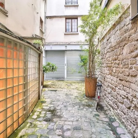 Superb 2 Bedroom Flat In Le Marais Neighborhood * Paris