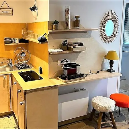 Appartement - Pigalle/abbesses Id 351