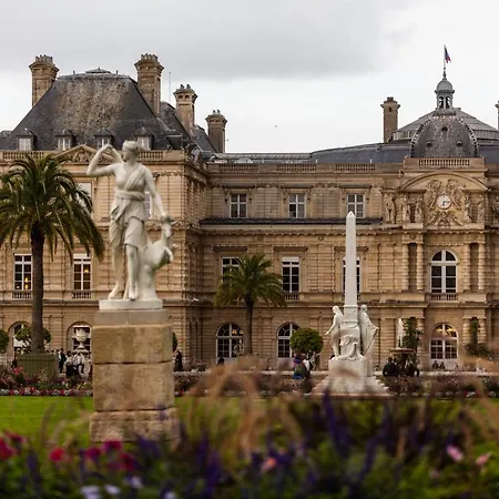 La Madame 4*