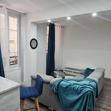 Appartement Tres Lumineux Porte De Saint-cloud - F3 Avec Parentale Paris