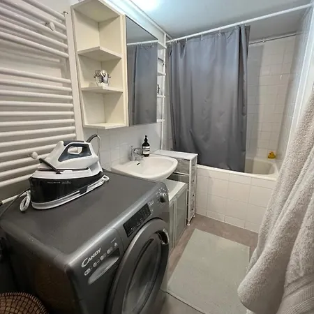 Homestay Gogh's - Montmartre Paris