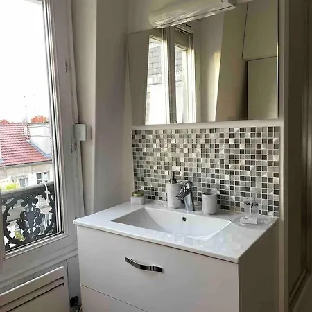 Studio Contemporain Dans 12eme Arrondissement * Paris