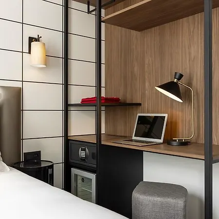 Hotel Moderniste 4*
