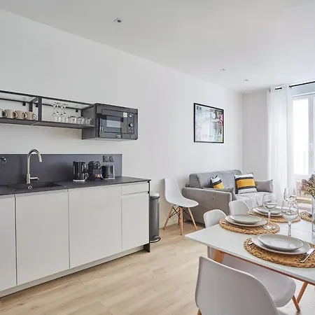 Center Of By Prestige Parigi